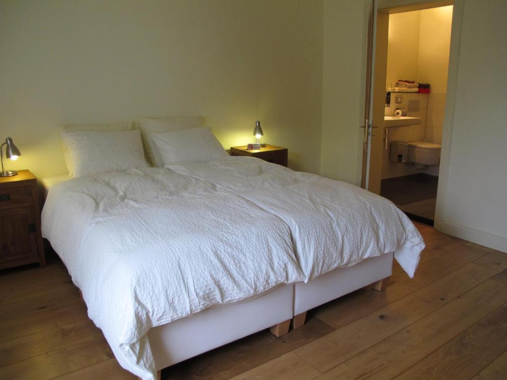 Bed & Breakfast Allure *
